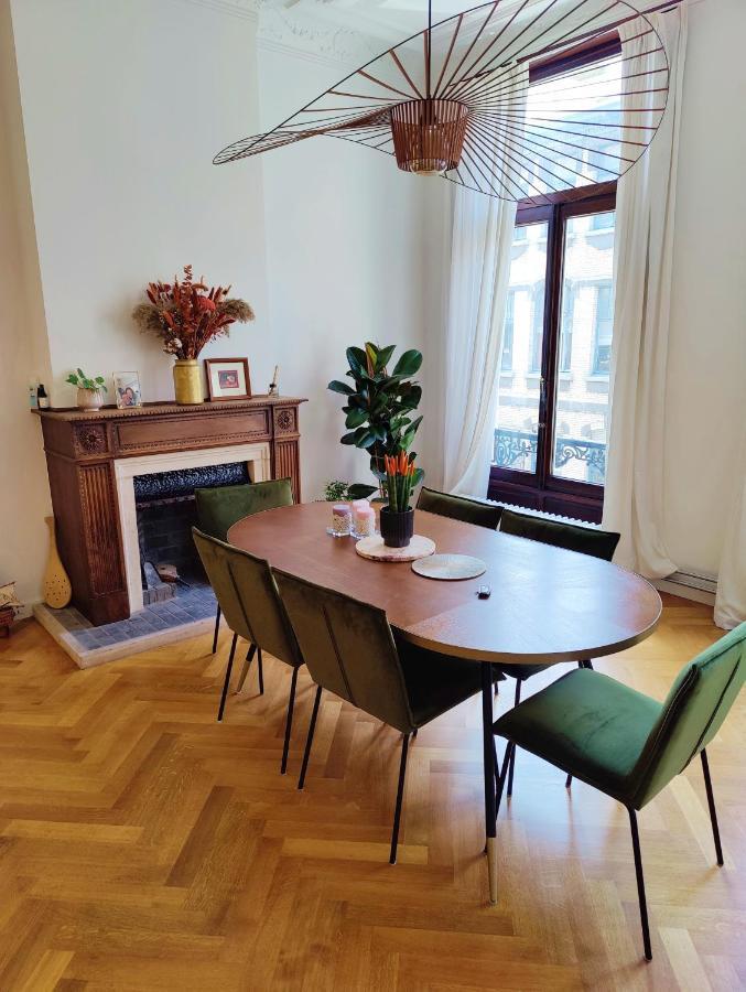 Traditional Chic, High Ceilings' Apt Aircos And Garage Antwerpen Eksteriør billede