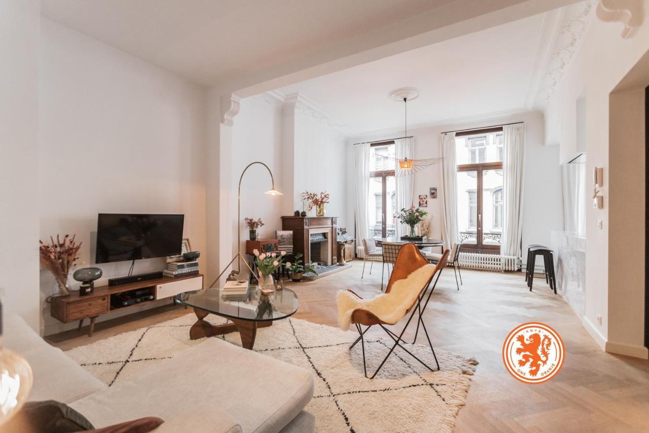 Traditional Chic, High Ceilings' Apt Aircos And Garage Antwerpen Eksteriør billede